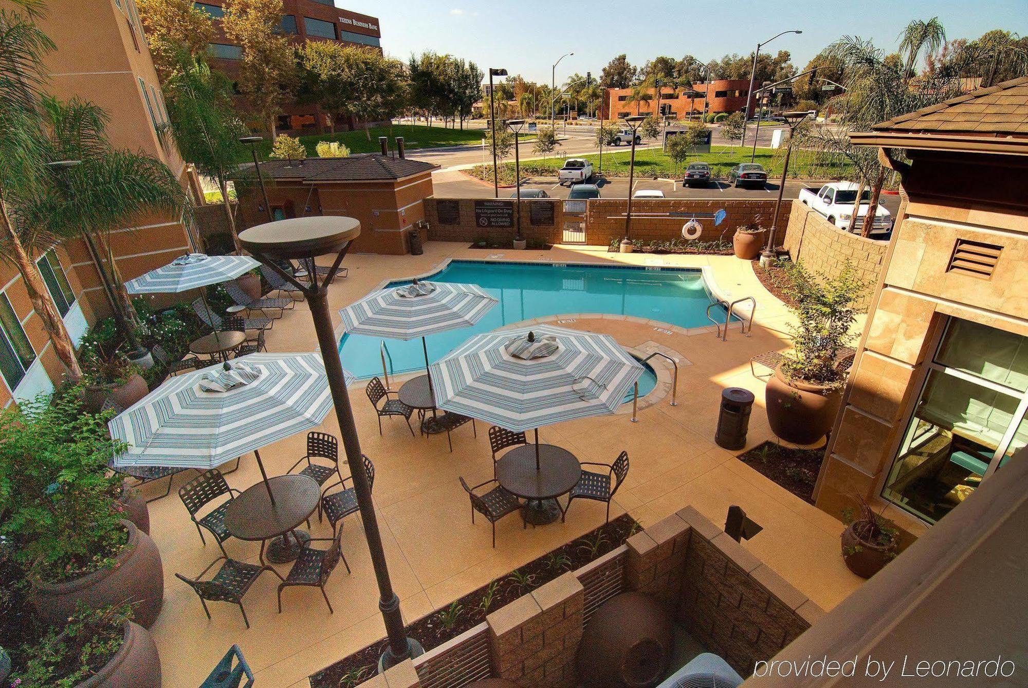 Hilton Garden Inn סן ברנרדינו מתקנים תמונה